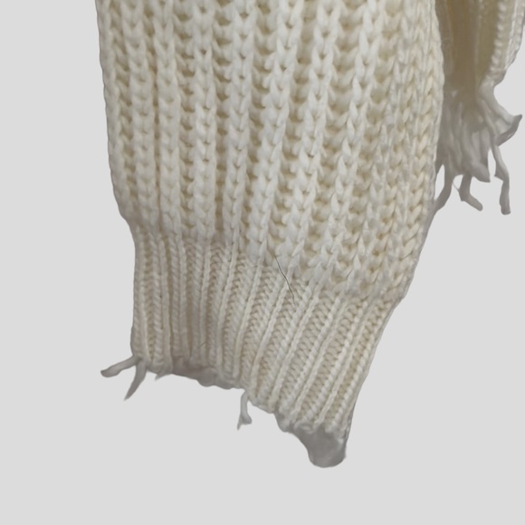 NWT MACARON Shrug Sweater ~ Size: L - Picture 10 of 13